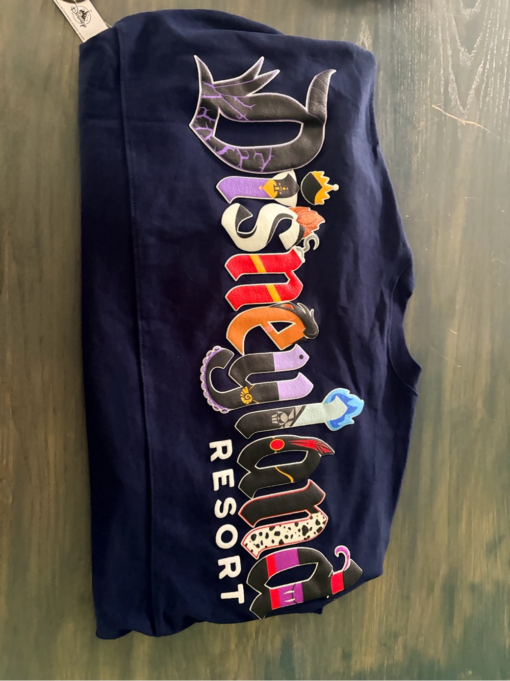 NWT Disneyland Resort Villians Jersey Shirt. Size Large.